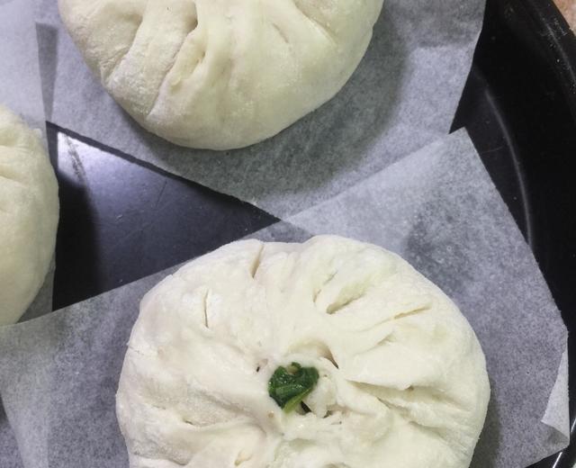 荠菜虾肉包的做法