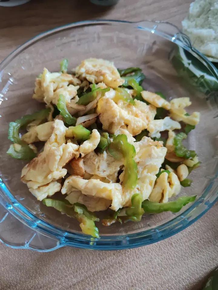 下火🔥菜苦瓜炒蛋