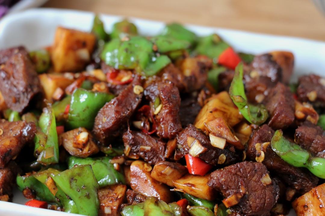 黑椒杏鲍菇炒牛肉| 简单快手