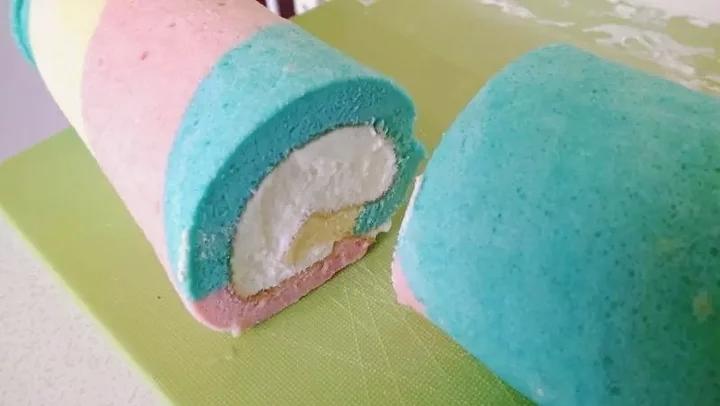 五彩斑斓的彩虹蛋糕卷   #皮黑森林#