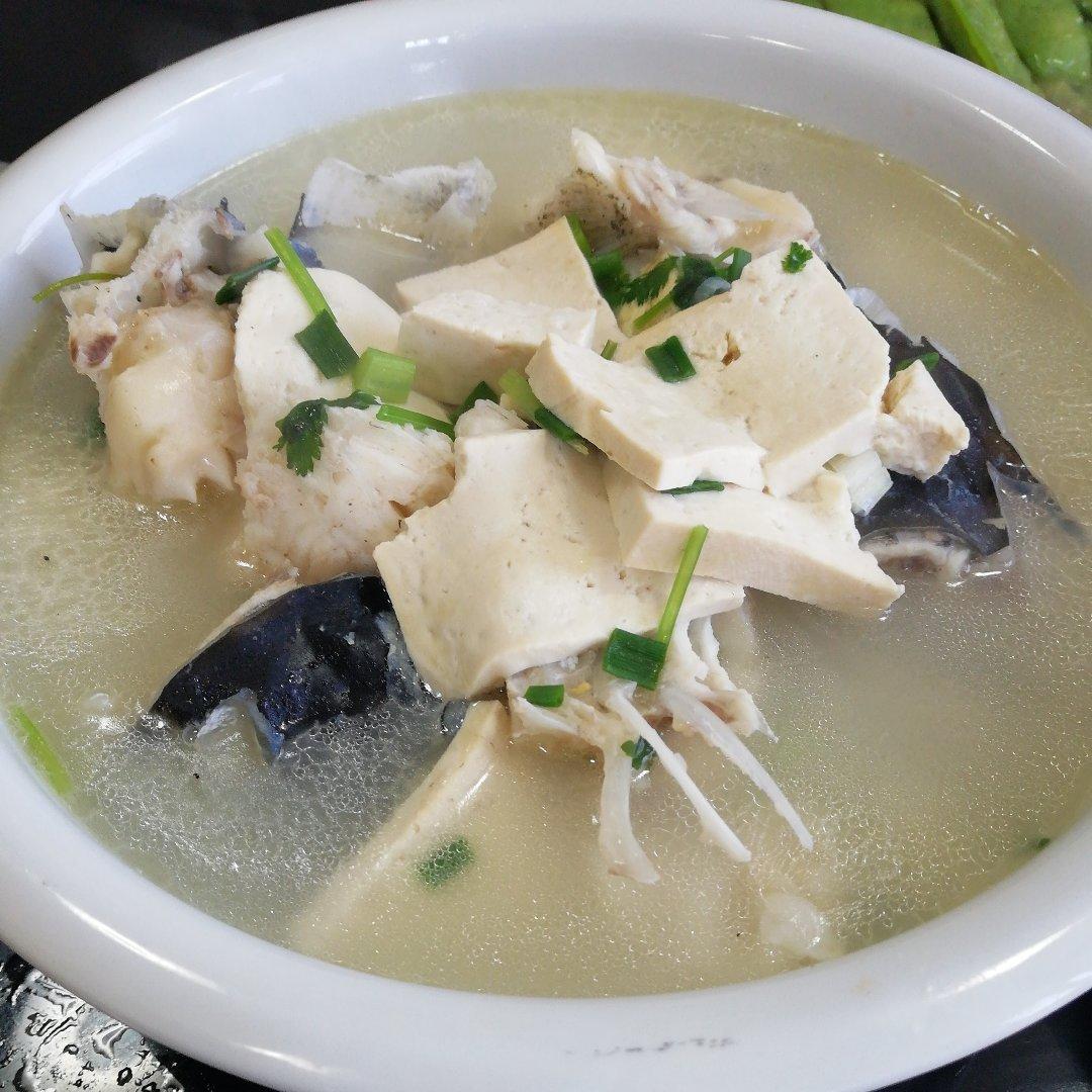 手机用户7789_f68e做的鱼头豆腐汤