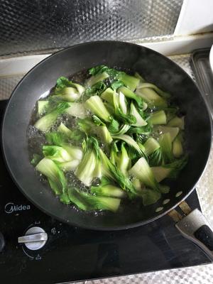 呢呢浅食减肥餐-黑胡椒水煮菜的做法 步骤1