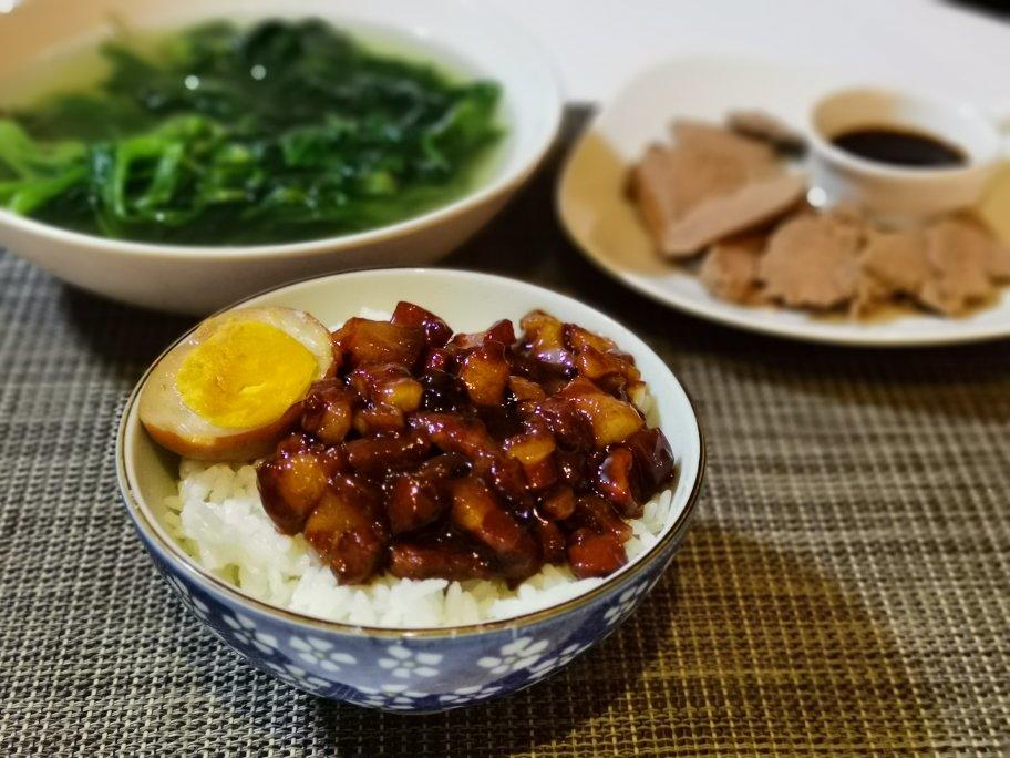 台式卤肉饭