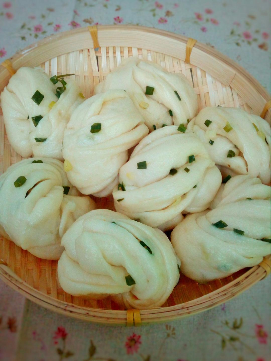 葱油花卷 Steamed Roll