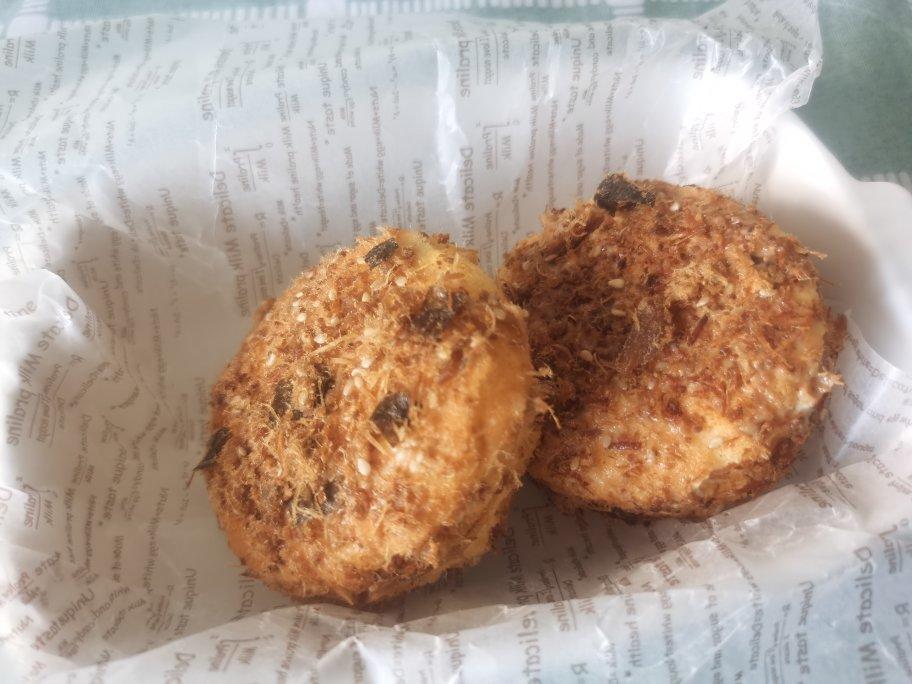 朋友都说比鲍师傅好吃的海苔肉松小贝
