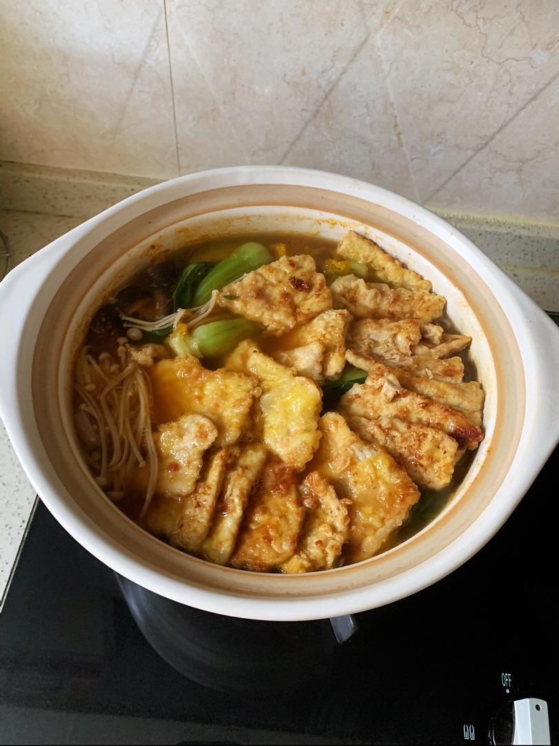 酥肉蘑菇砂锅  Fired Pork Hotpot