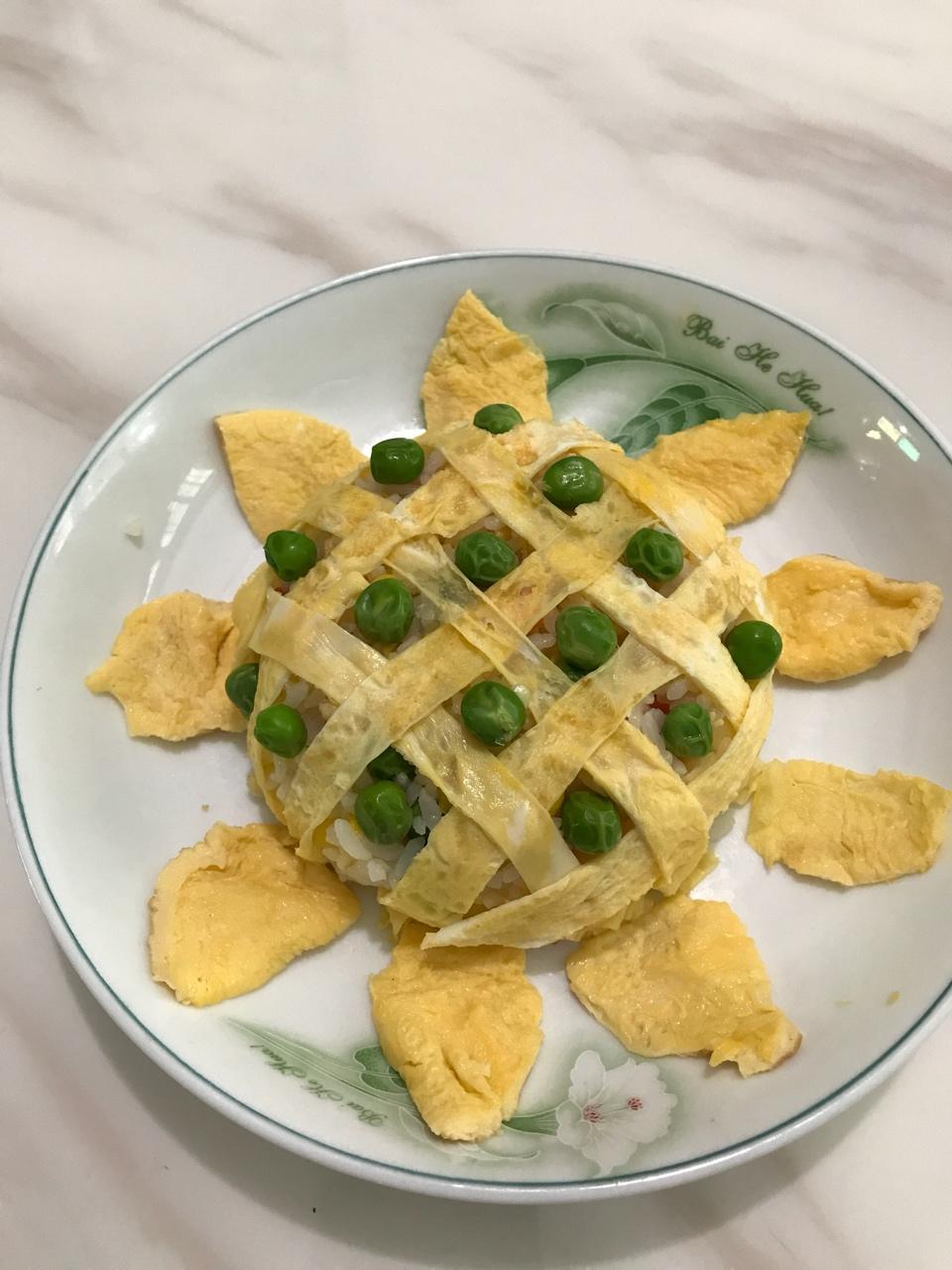 向日葵肉丁炒饭