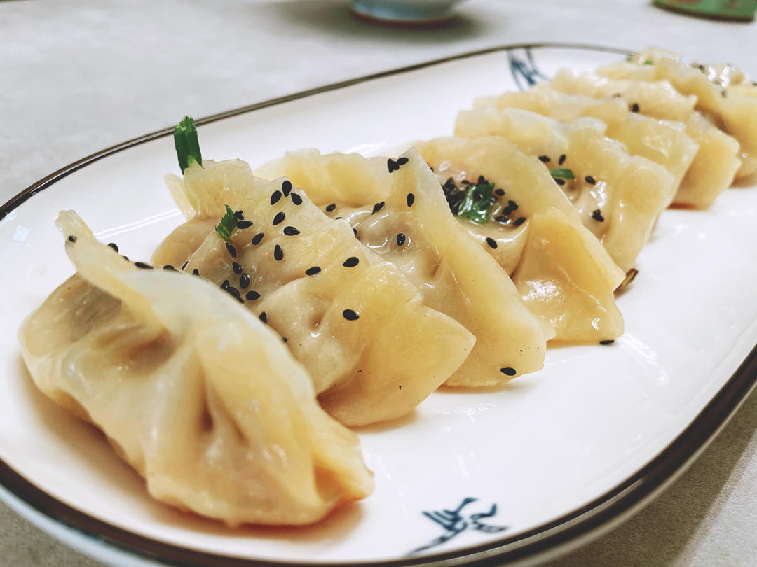 鲜肉锅贴