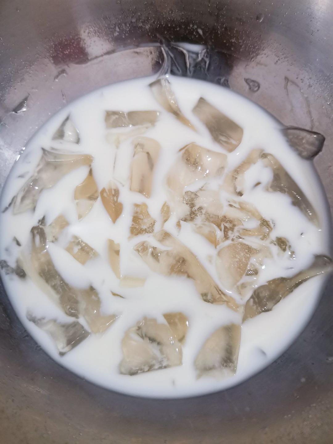 夏日特饮—5款可以吸的水果冻撞奶，白凉粉的N种可能