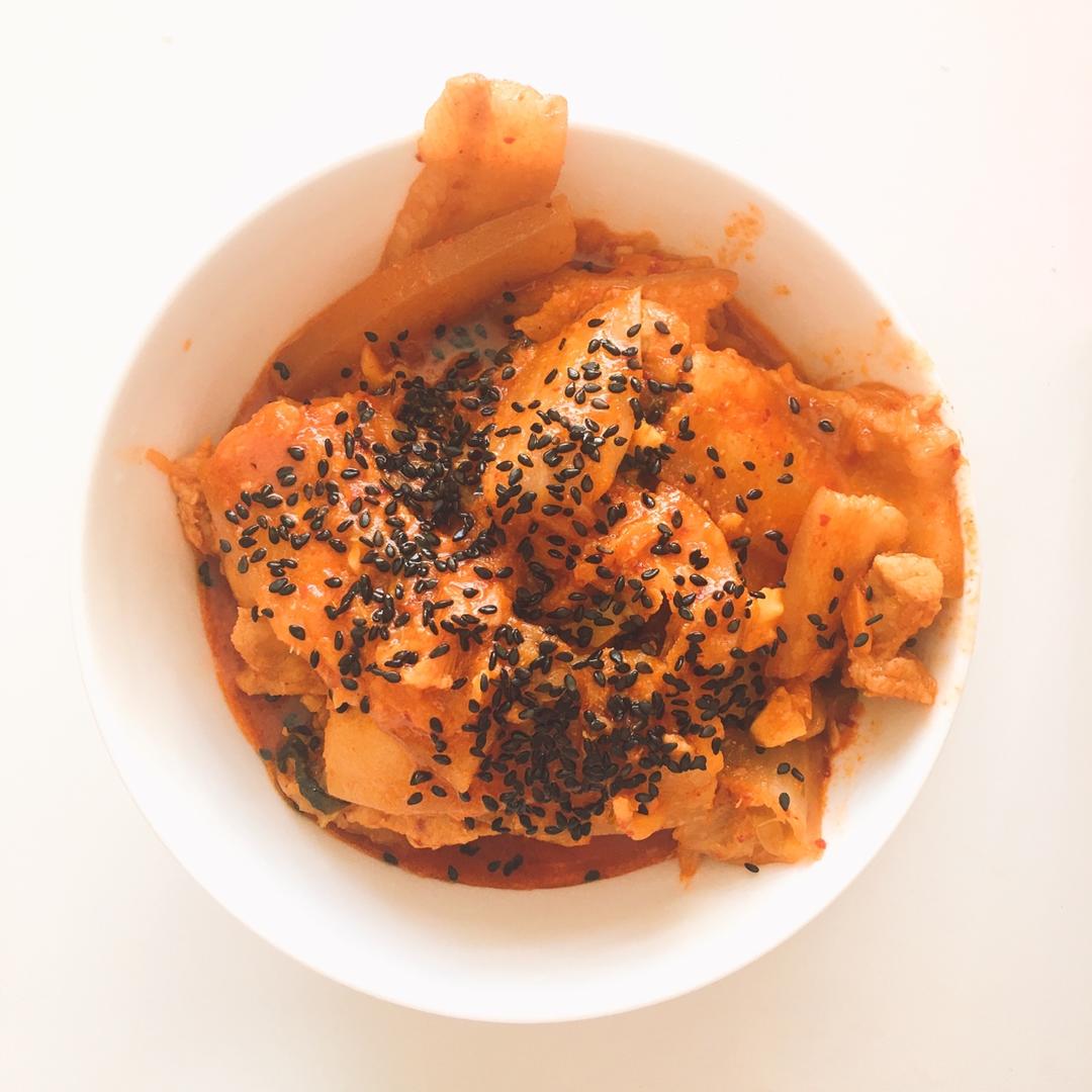 辣白菜炒五花肉