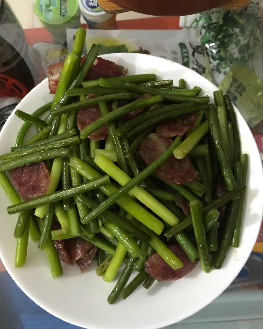 家常菜之蒜苔炒腊肠