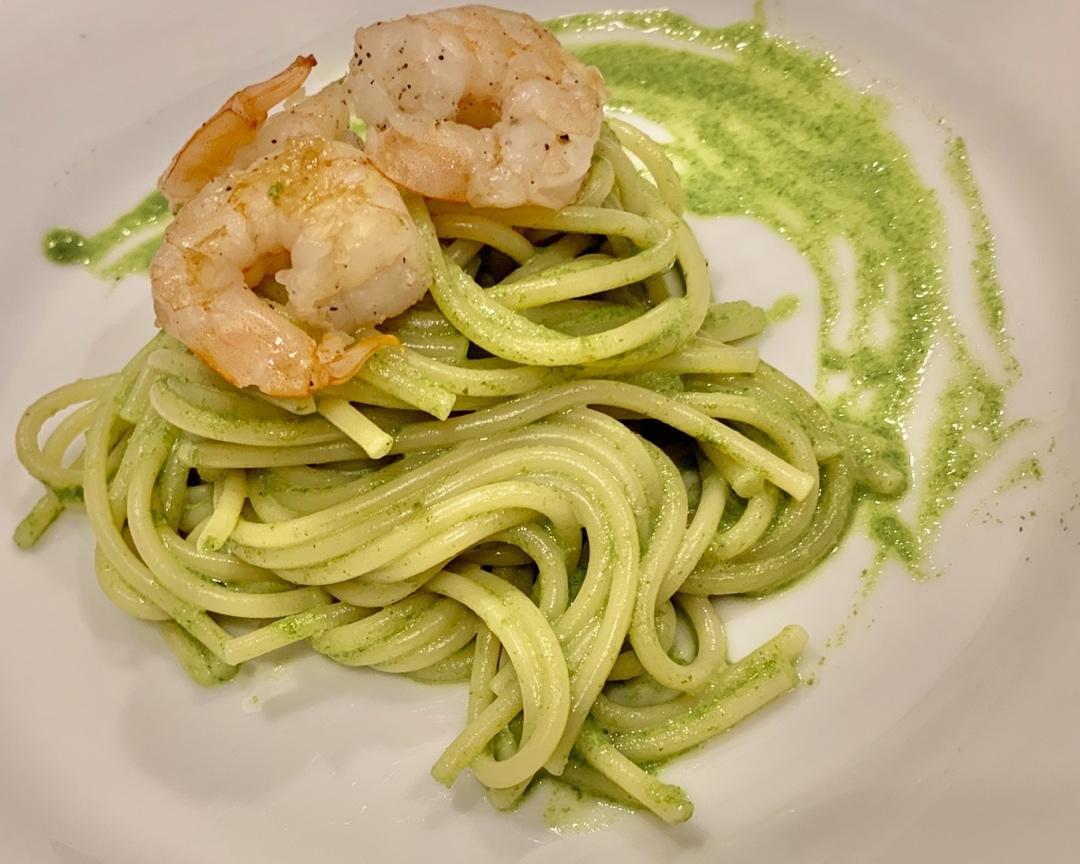 啥也不说了！太好吃啦！闷头三口两口就吃完——菠菜绿芥末奶酪青酱辣鸡肉意大利面