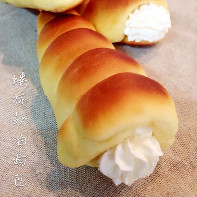 螺旋奶油面包卷