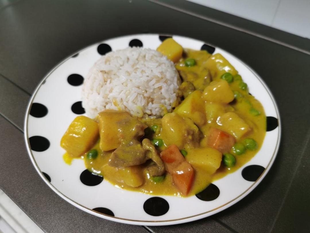 咖喱牛肉