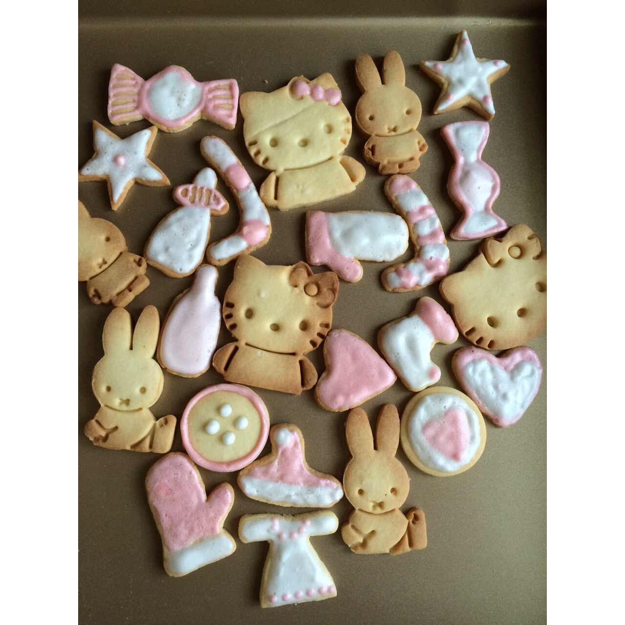 超简单！好吃又平整的糖霜饼干底的做法（附贴心小提示哦）