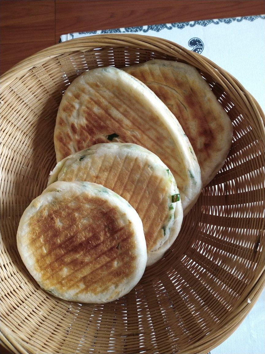 早餐店爆款发面饼｜葱花饼&夹心豆沙饼