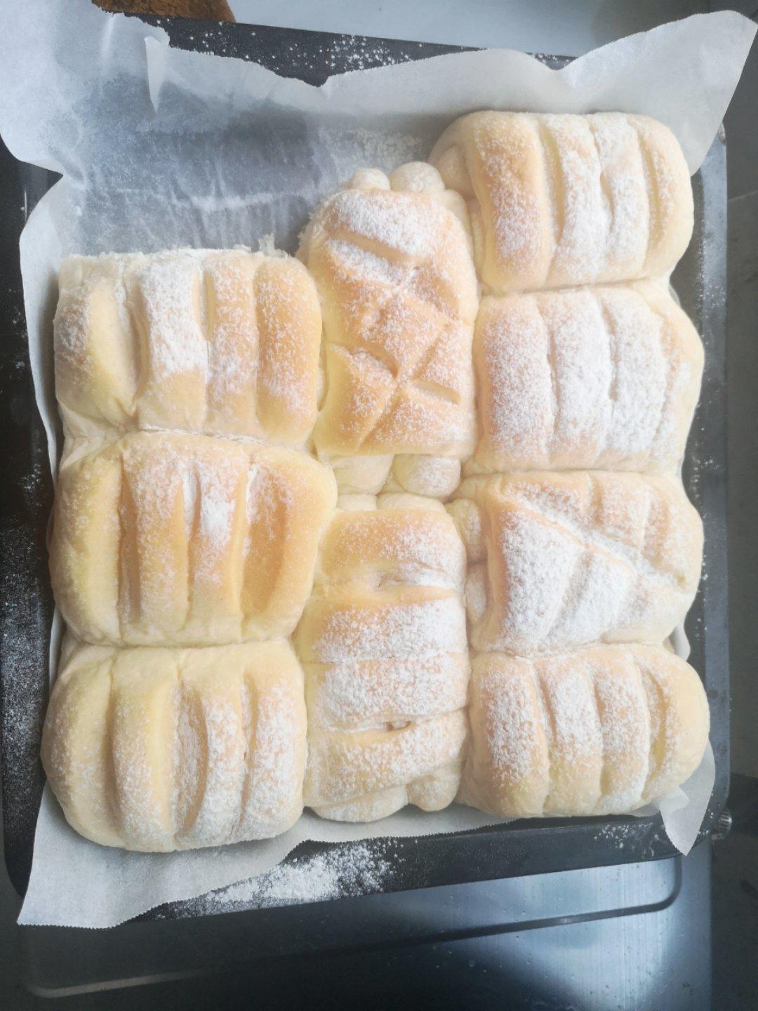 软到不知所措的牛奶卷