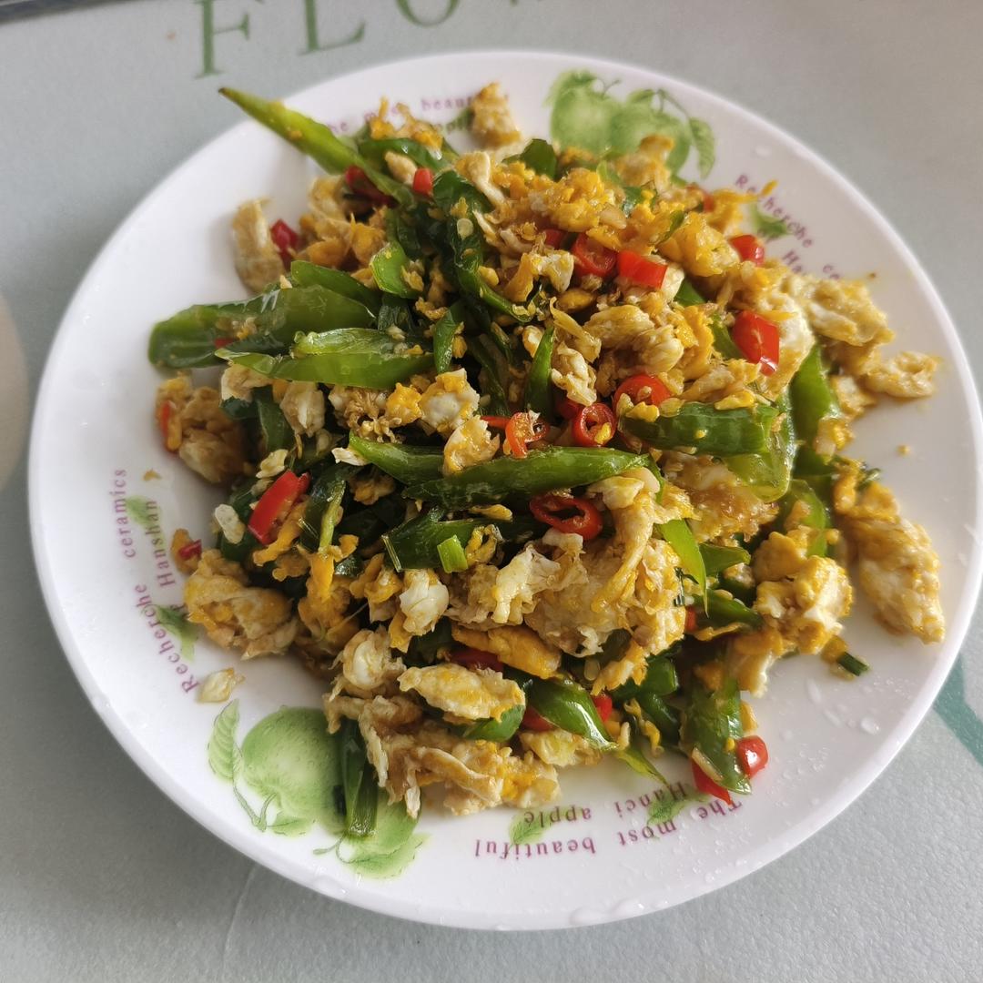 下饭菜——青椒炒鸡蛋