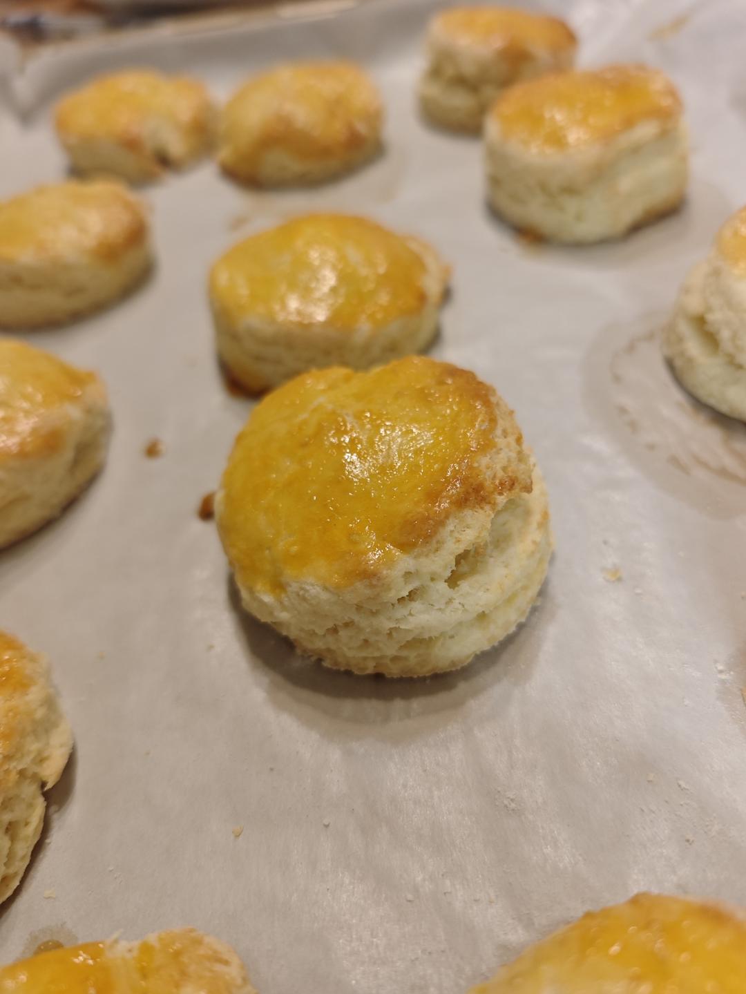 完美裂纹～百分百成功的超好吃奶香司康（禁止搬运）