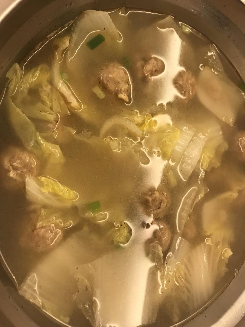 小白菜肉丸汤