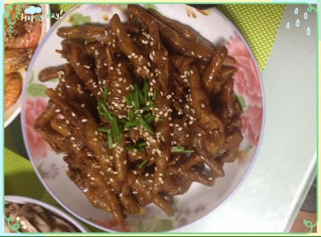 秘制红烧鸡爪