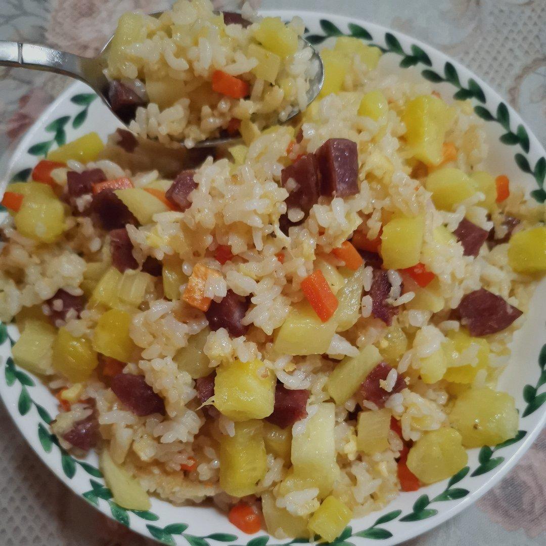 菠萝炒饭