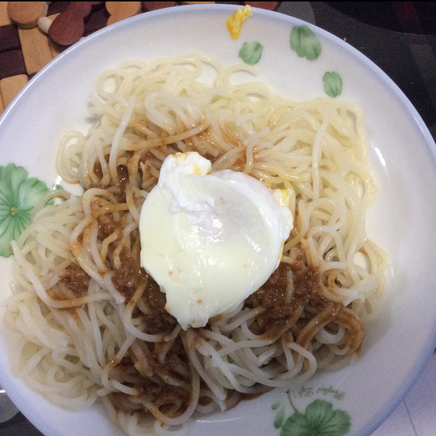 蛋黄麻酱拌面