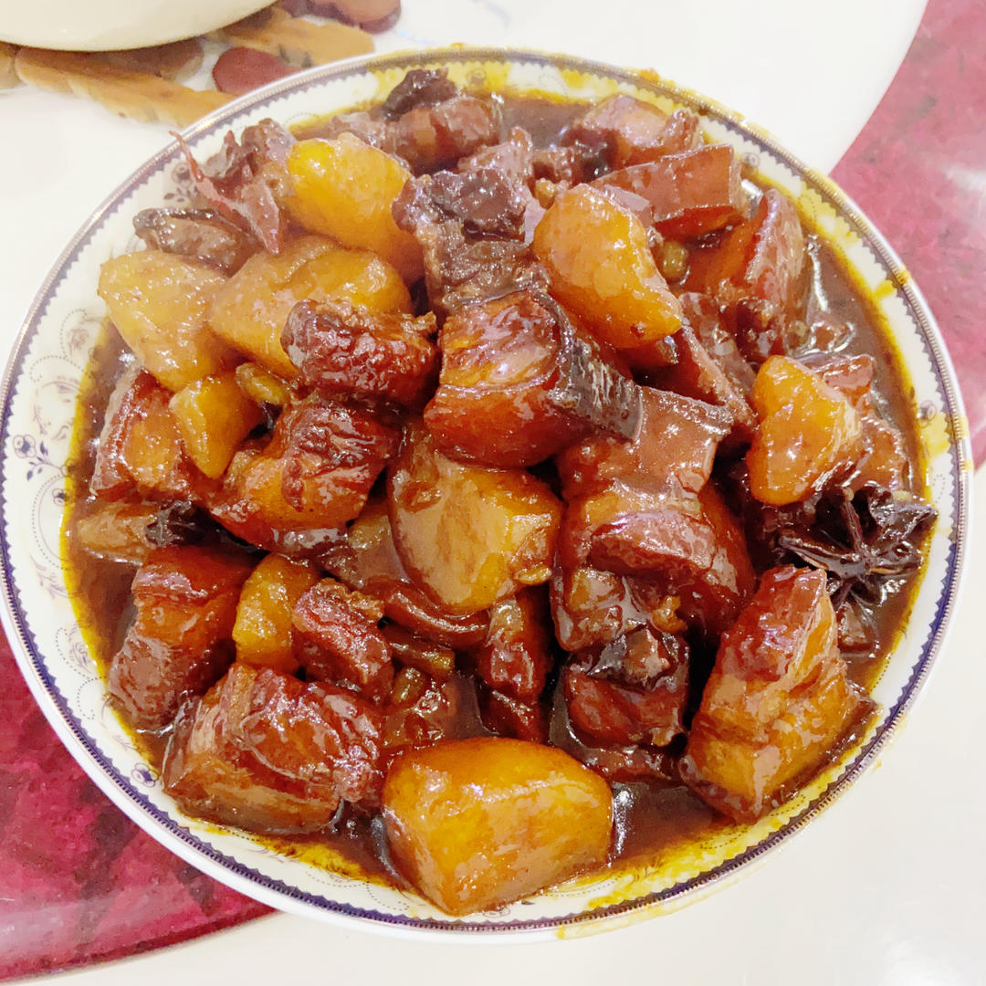 红烧肉炖土豆