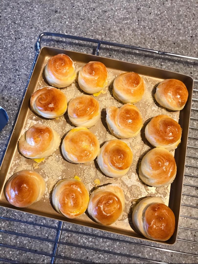 蜂蜜脆底小面包
