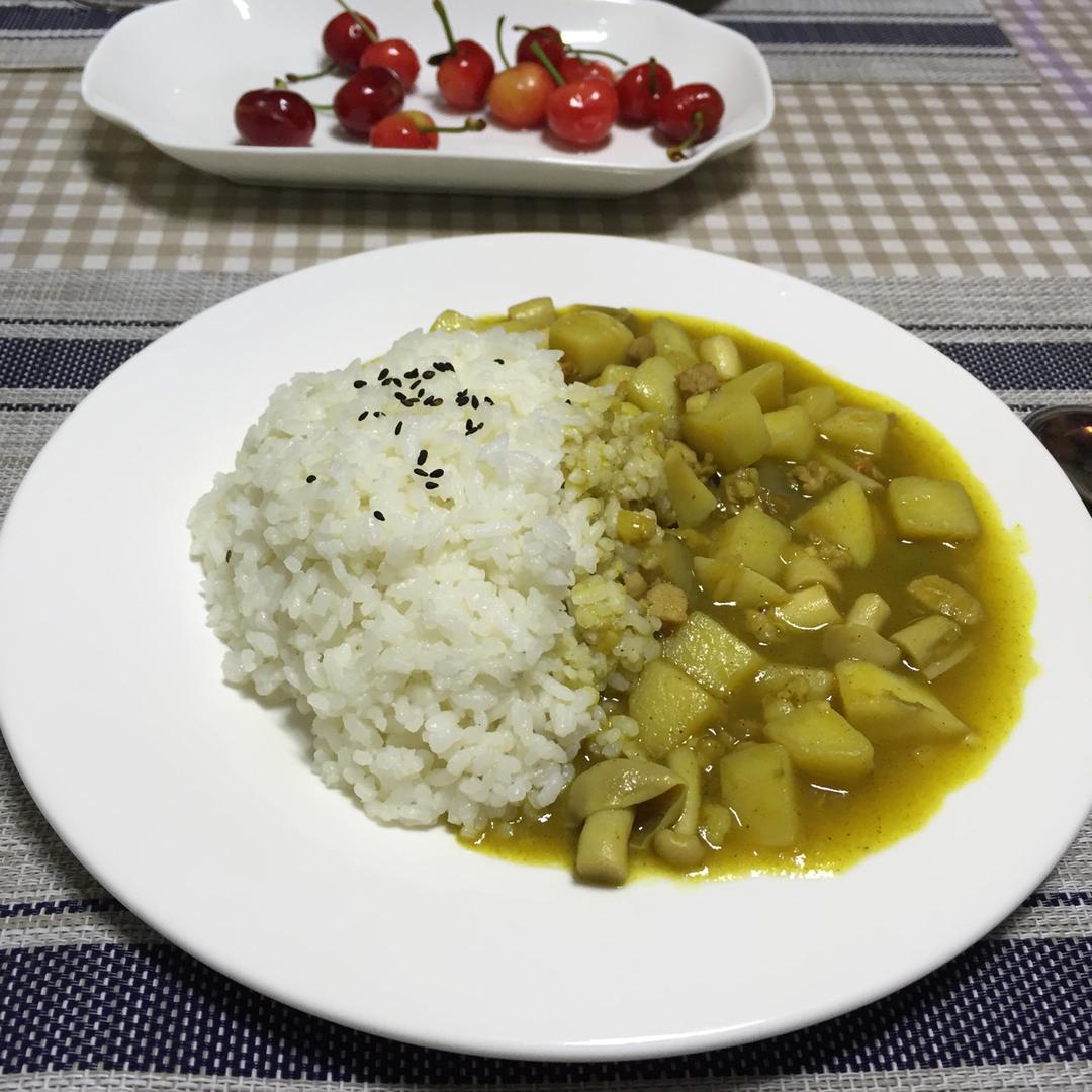 咖喱土豆饭