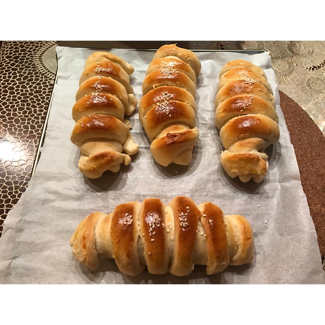 毛毛虫肉松面包