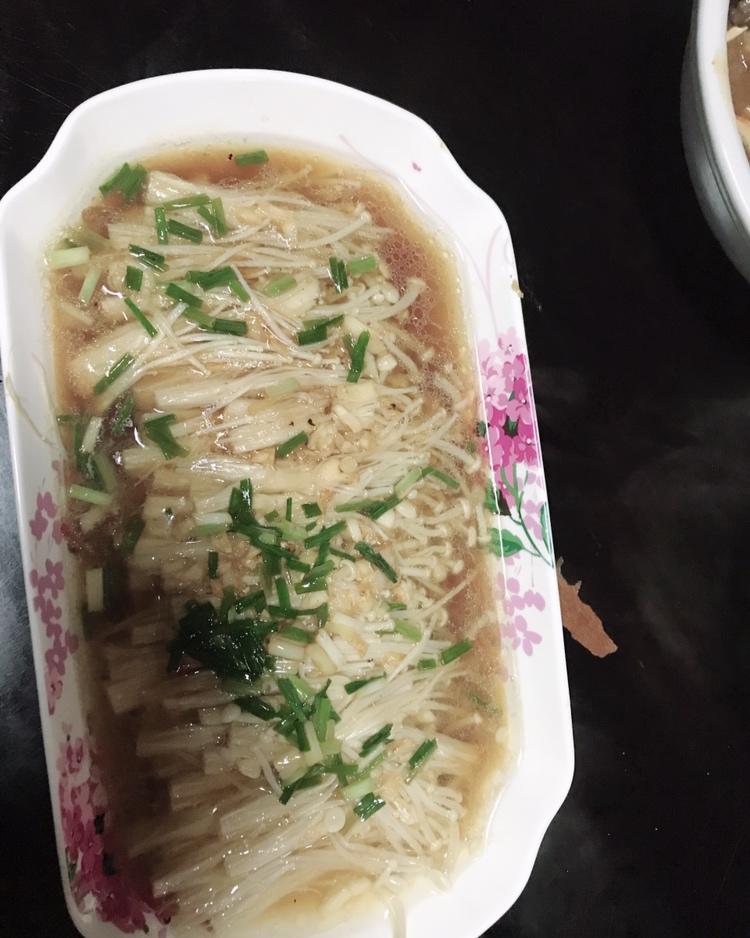 蒜蓉蒸金针菇