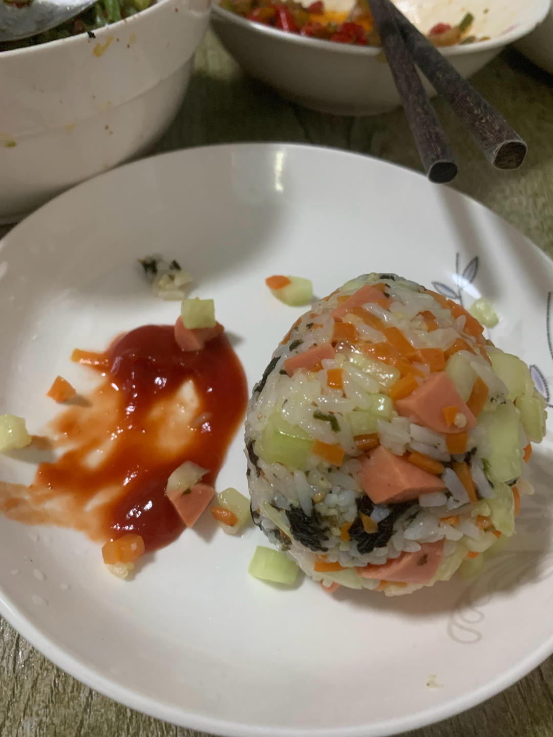 小盆友超爱的肉松饭团子