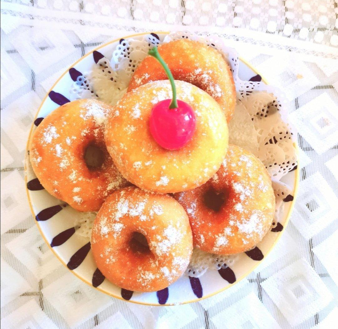 🍩超快手一小时低糖无需烤箱的甜甜圈（详细视频）