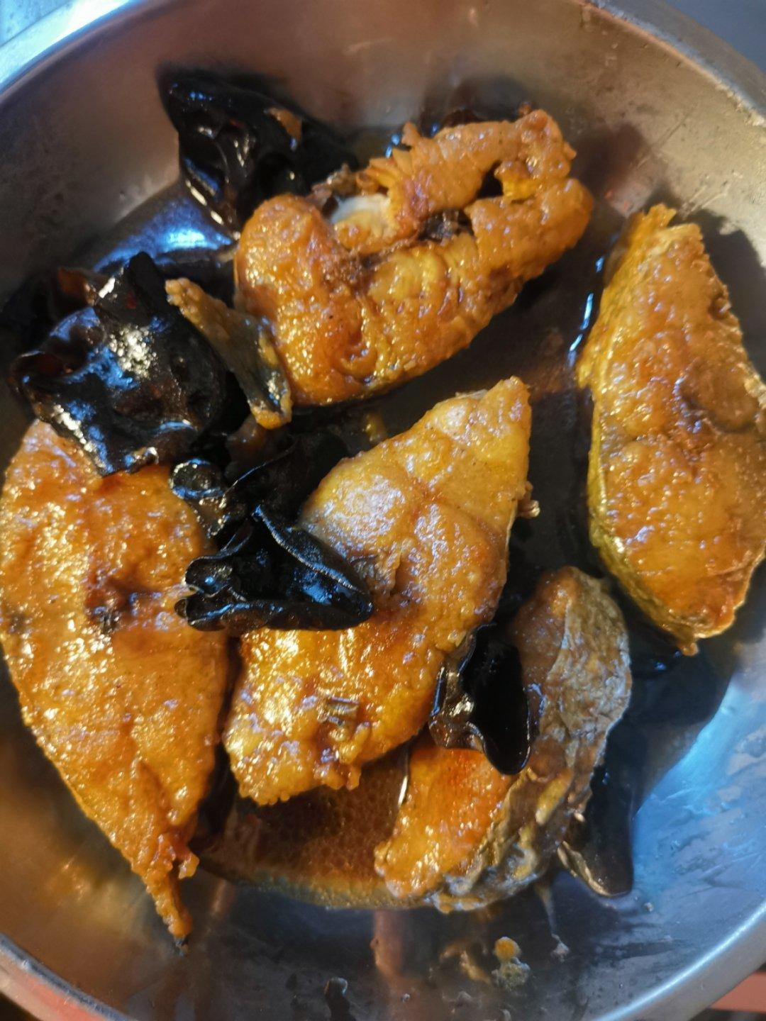 红烧鱼块