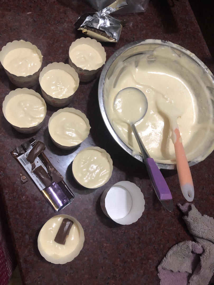 纸杯蛋糕 8寸戚风蛋糕的量