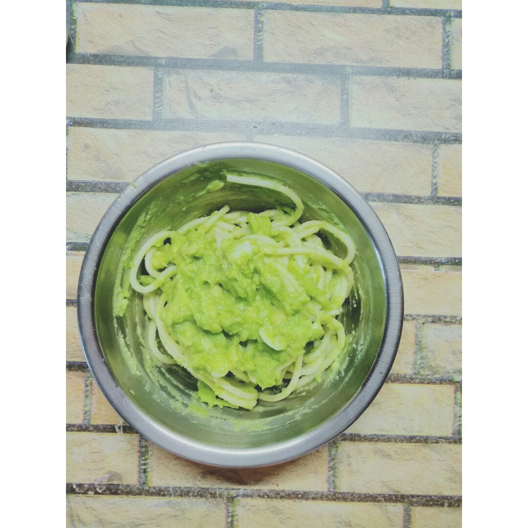 小清新牛油果火腿意面