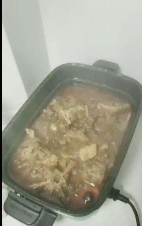 堂妈教你做红汤羊蝎子火锅