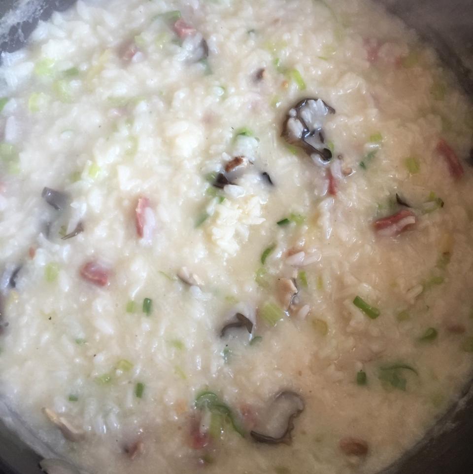 海鲜粥（潮汕砂锅粥）