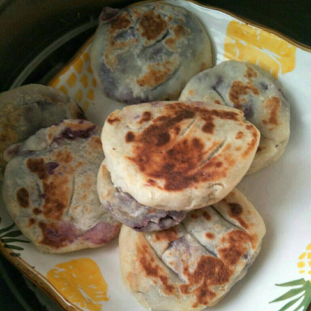 奶香味的山药紫薯软饼，香甜软糯，你一定要试试