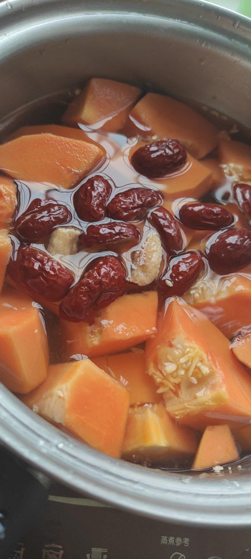 就像有句话所说：成年人的世界里，从来就没有“容易”二字。很多时候，你只能单枪匹马，直面生活的兵荒马乱。