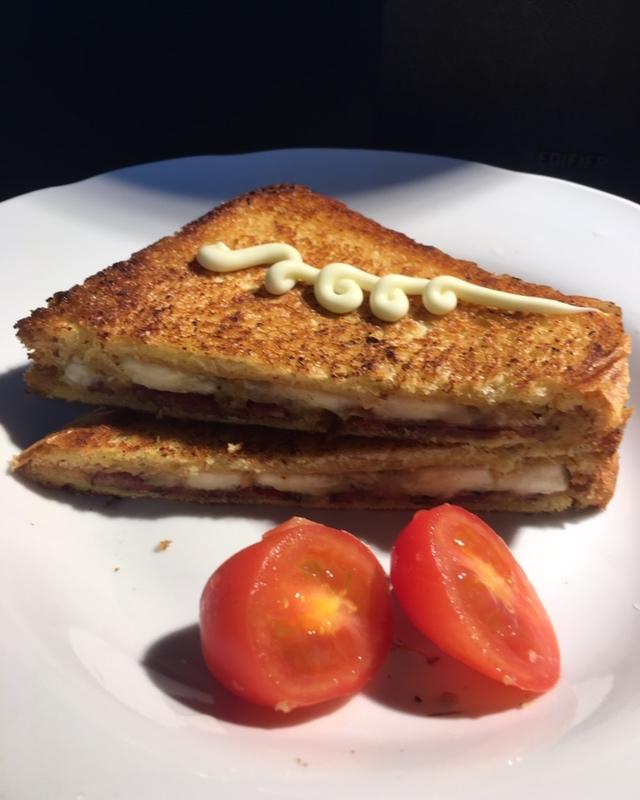 猫王三明治（The Elvis Sandwich）
