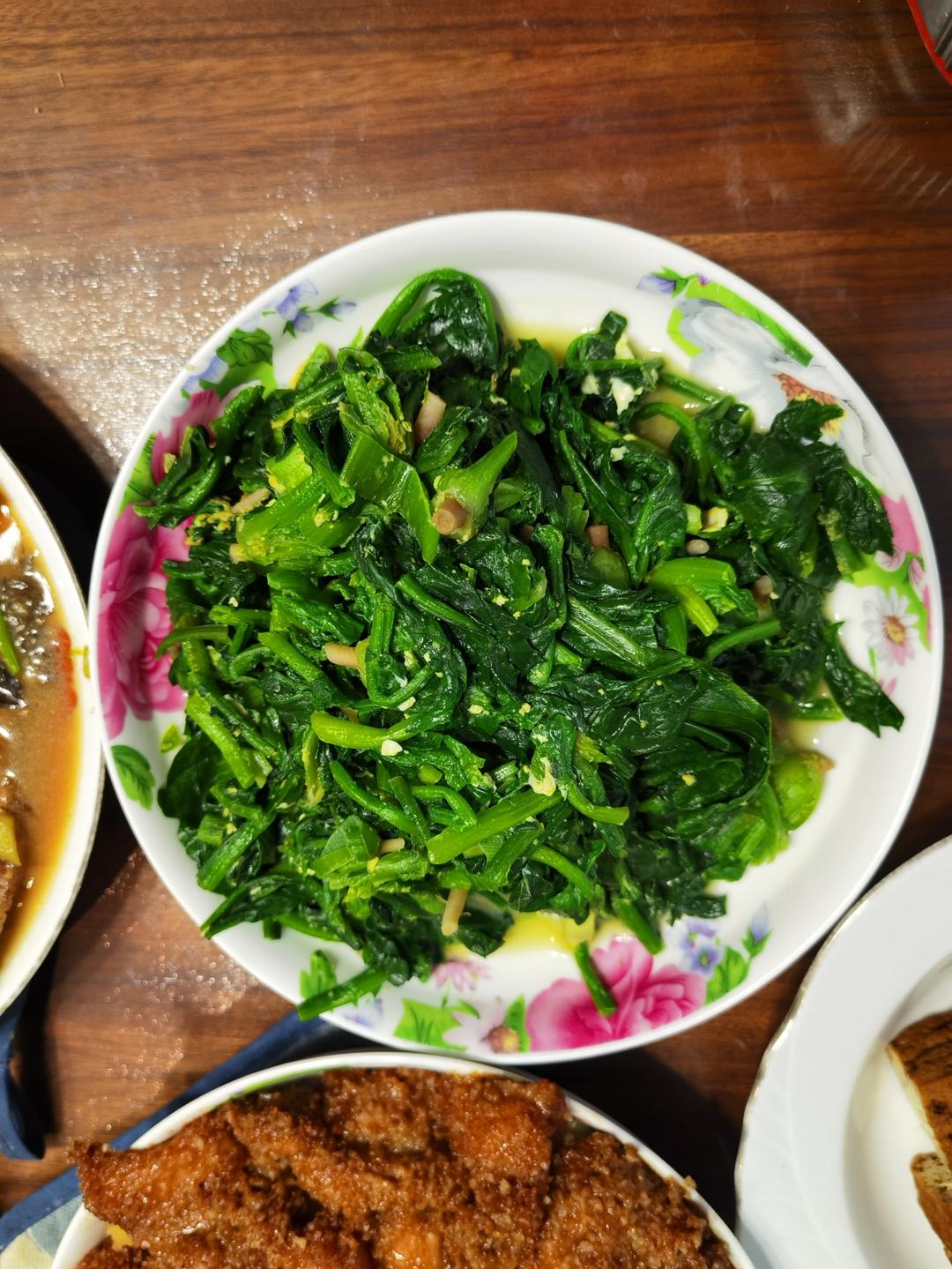 清炒菠菜