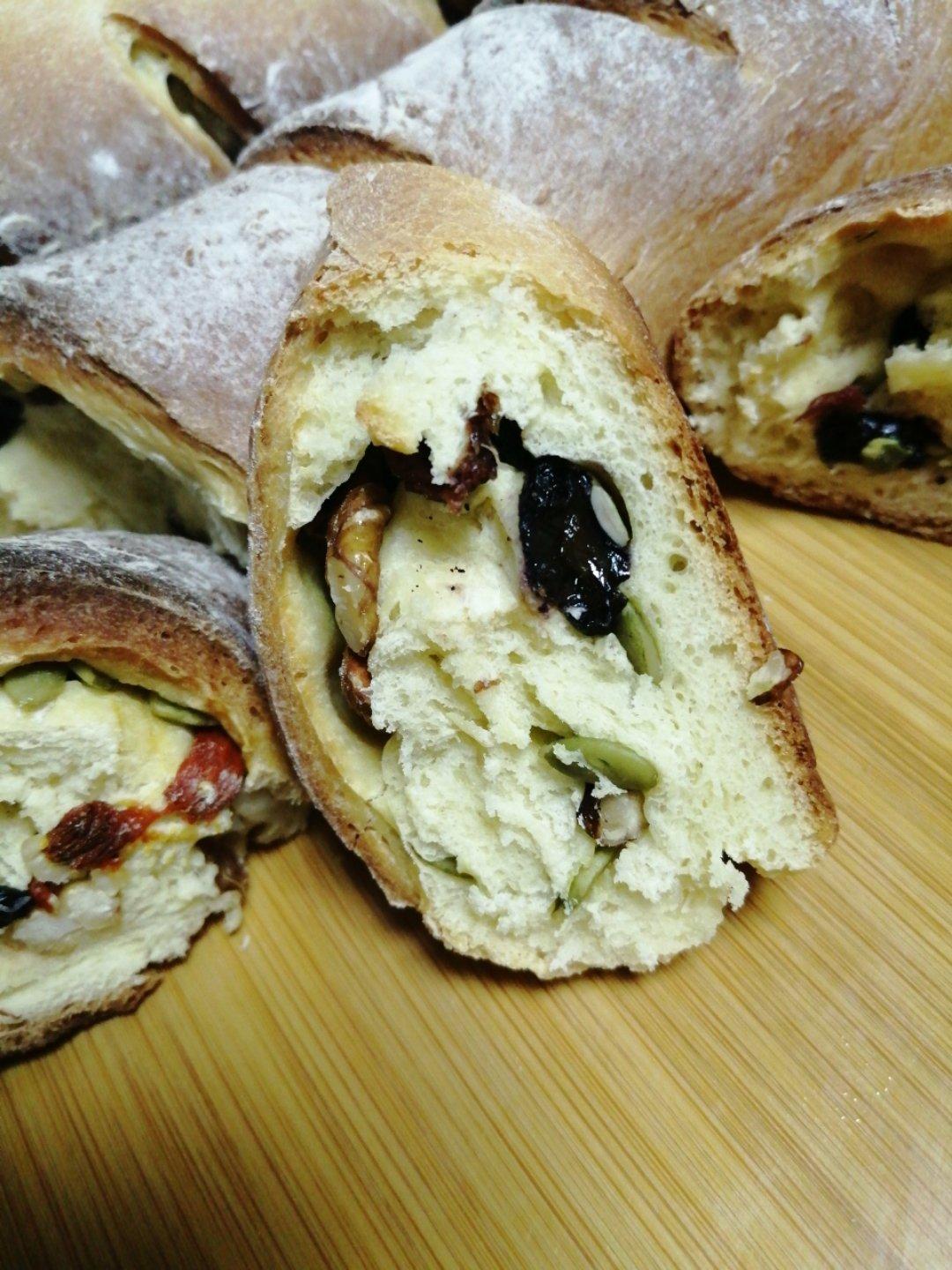 大列巴面包（欧包）（口感耐嚼，满满的坚果香）