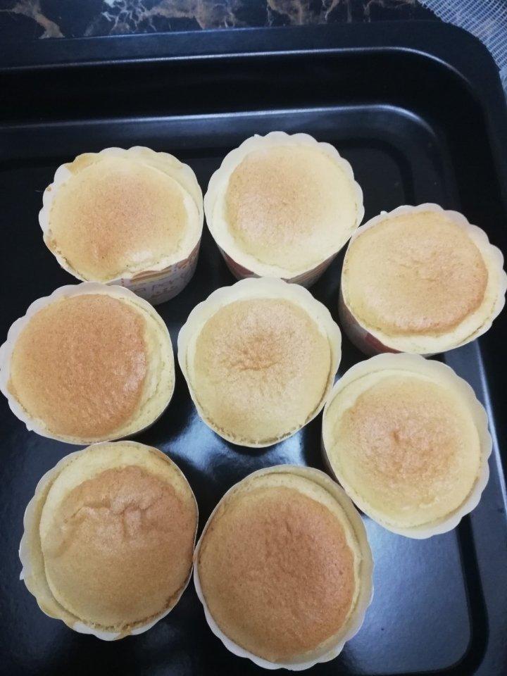 纸杯蛋糕 8寸戚风蛋糕的量