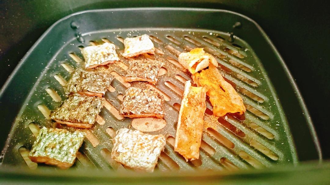 【健康零食】 香香脆脆的烤三文鱼皮