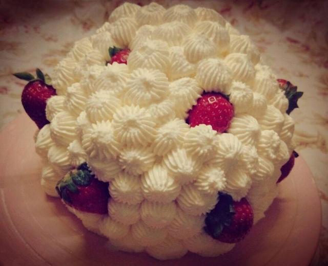 草莓球蛋糕