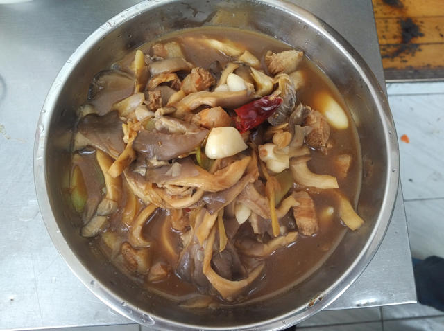 蘑菇炒肉