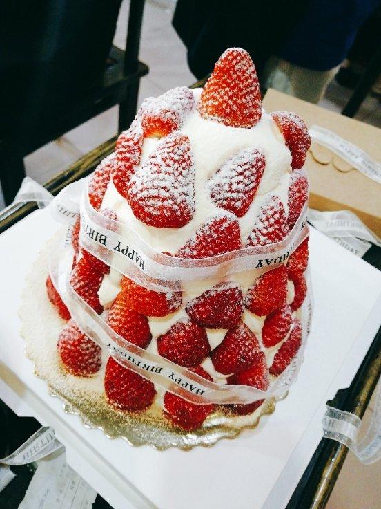 火热圣诞草莓塔