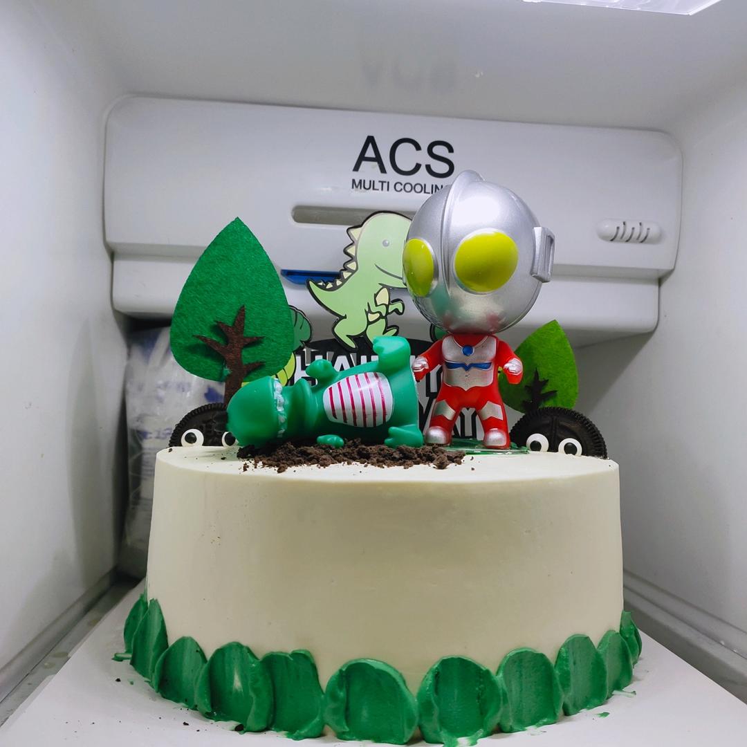 超级无敌美貌简单的刺绣风 奥特曼生日蛋糕